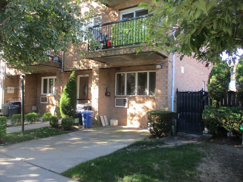 More Photos Of 2256 Hendrickson St, Brooklyn Apartments For Lease