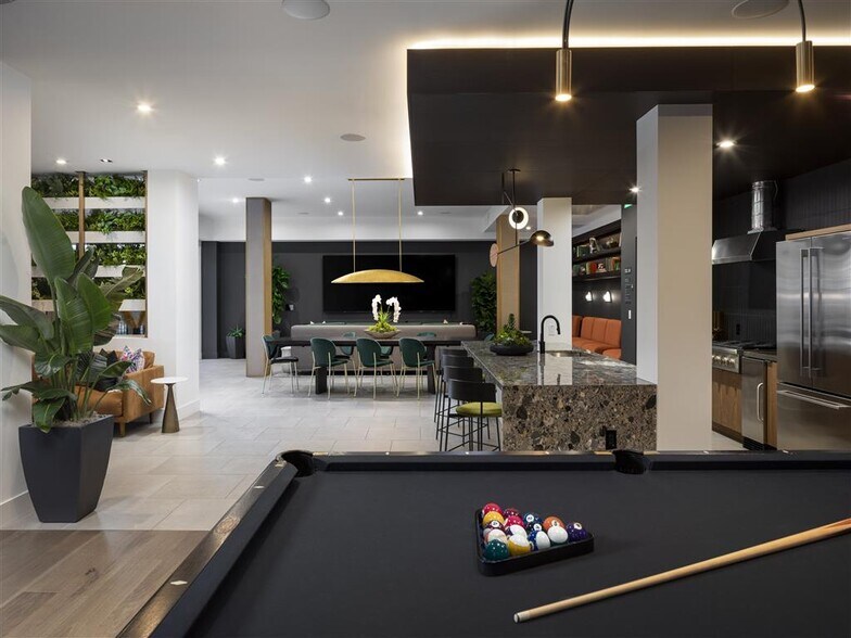 More Photos Of 375 Camino De La Reina, San Diego Multifamily For Sale