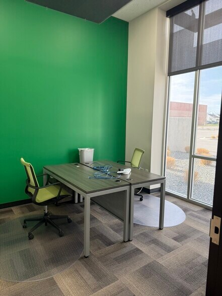 More Photos Of 3437 W Water St, Riverton Industrial For Lease