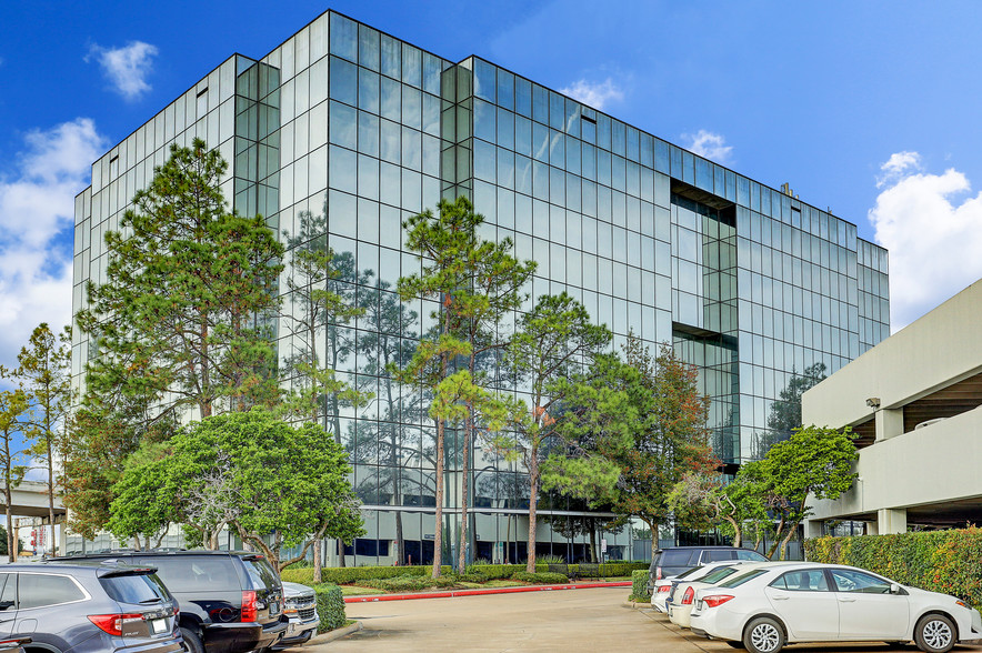 Primary Photo Of 10101 Southwest Freeway, Houston Coworking Space