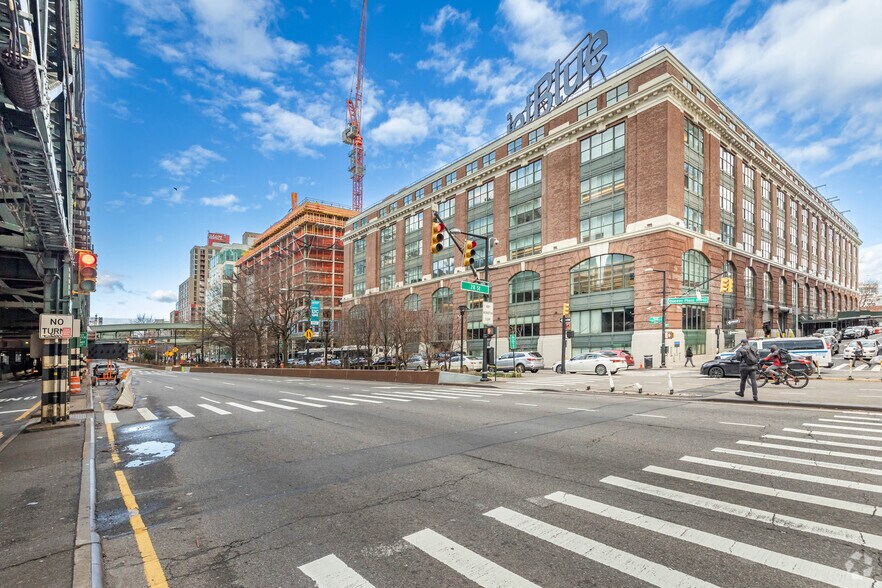 More Photos Of 27-01 Queens Plz N, Long Island City Office For Lease