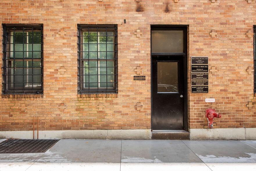 More Photos Of 205 E 78th St, New York Apartments For Sale