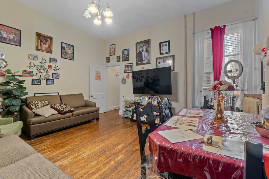More Photos Of , Baltimore Multifamily For Sale