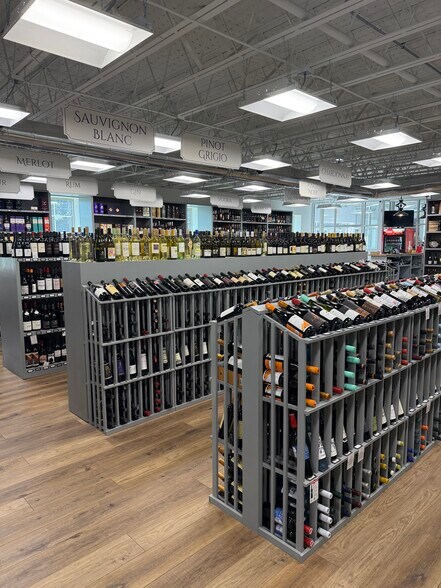 More Photos Of 1947 Wynnton Rd, Columbus Freestanding For Sale