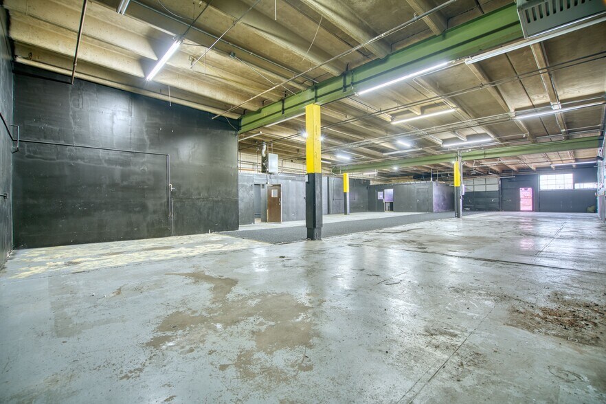 More Photos Of 555 Alter St, Broomfield Service For Lease