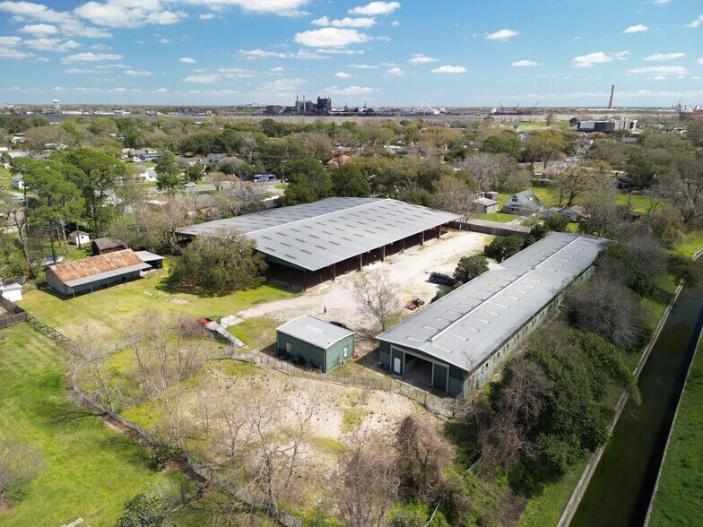 More Photos Of 1721 General Collins Ave, New Orleans Specialty For Sale