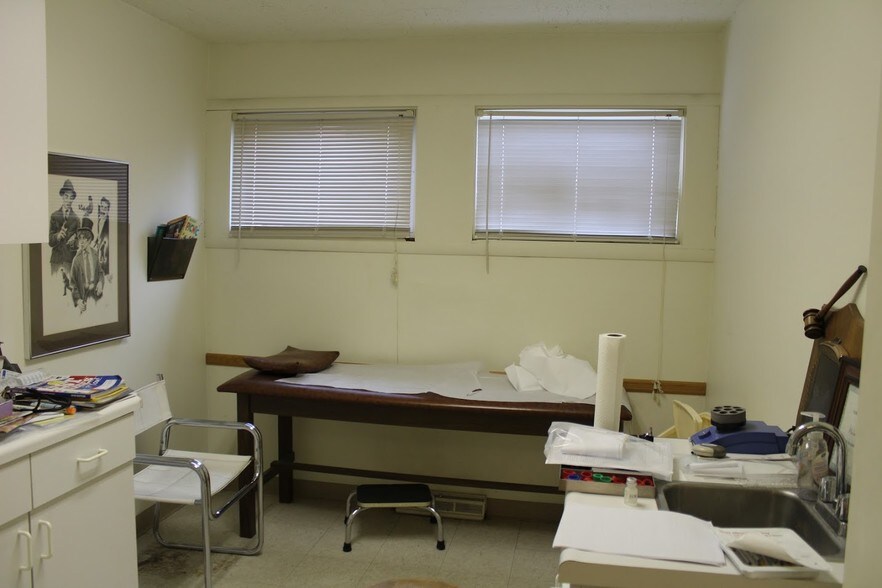 More Photos Of 15 Moore Ave, Mount Kisco Medical For Sale