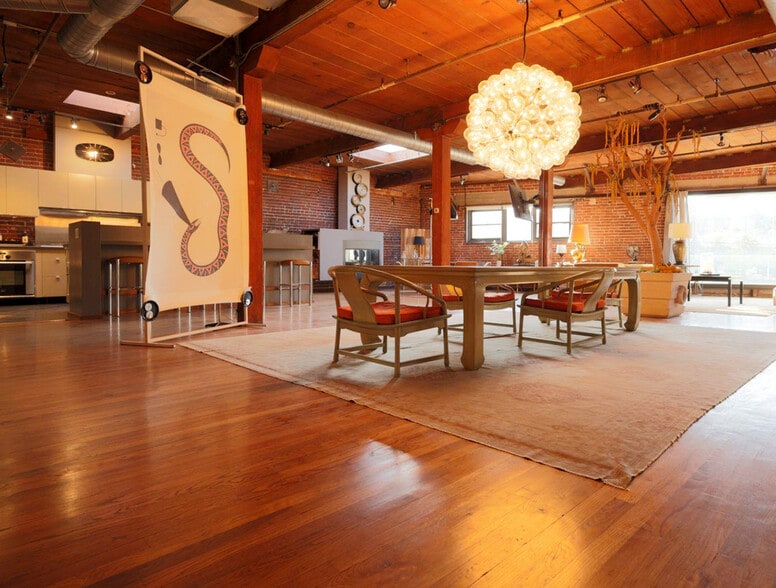 More Photos Of , Los Angeles Unknown For Sale