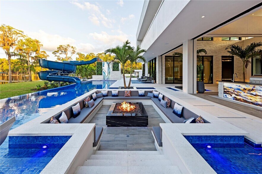 More Photos Of 18725 Jiretz Rd, Odessa Flex For Sale