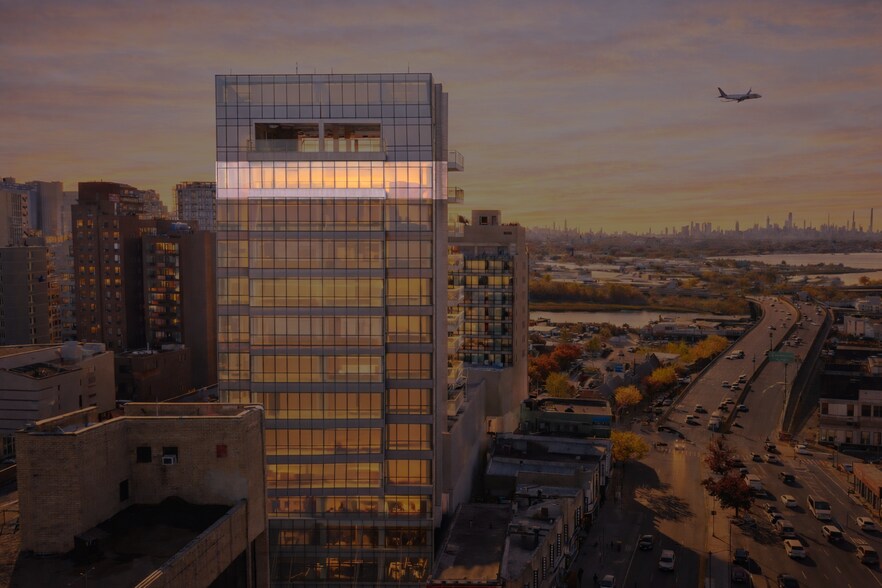 More Photos Of 3616 Main St, Flushing Office Residential For Lease