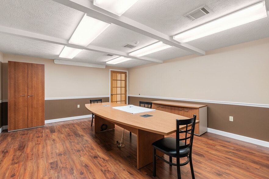 More Photos Of 2200 Sciaaca Rd, Spring Office For Sale