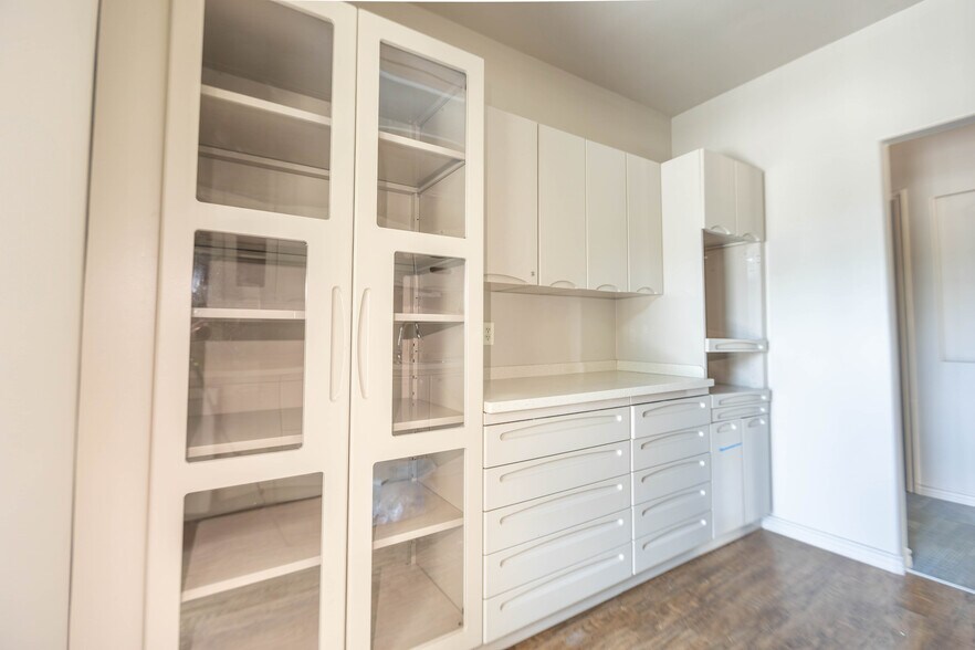 More Photos Of 8501 Wade Blvd, Frisco Unknown For Lease