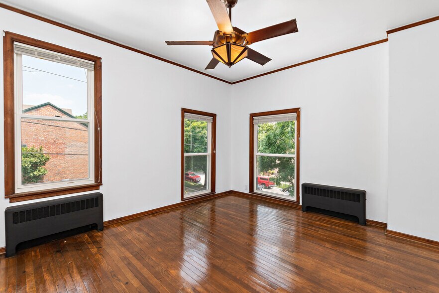 More Photos Of 306 Main St, Parkville Apartments For Sale