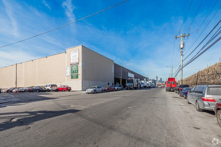 More Photos Of 38-20 Review Ave, Long Island City Warehouse For Lease