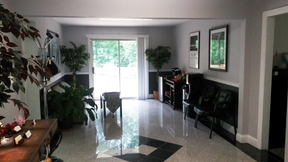 More Photos Of 600 Lawrenceville Rd, Lawrence Township Mercer Office For Sale