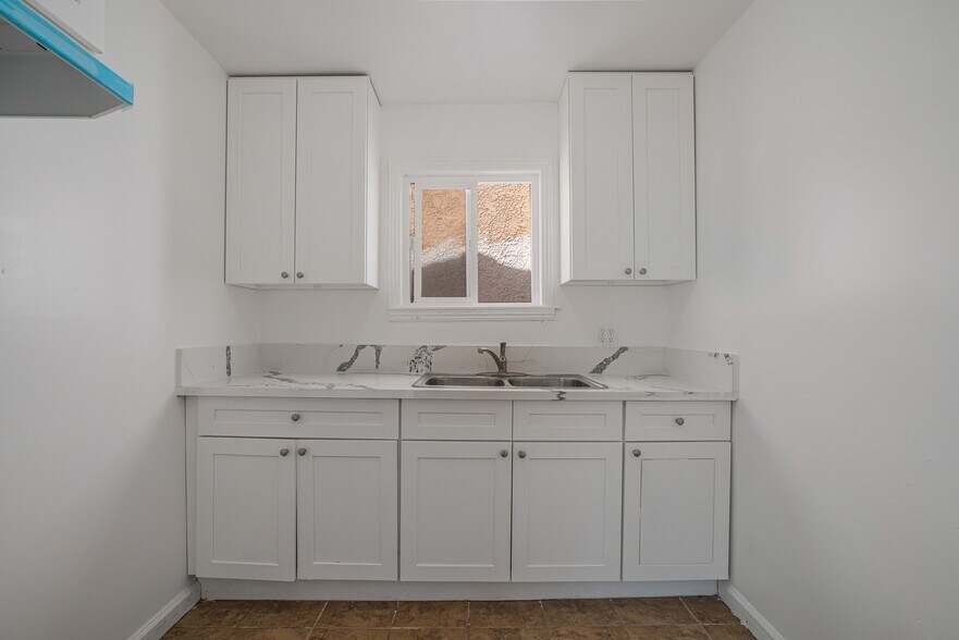 More Photos Of 3713-3717 W Imperial Hwy, Inglewood Apartments For Sale