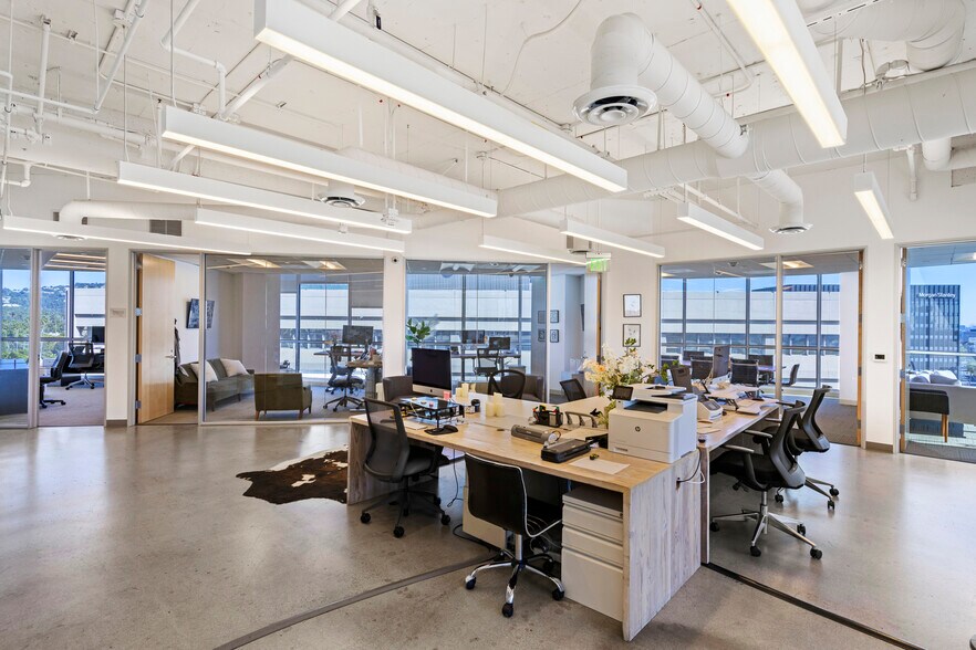 More Photos Of 9701 Wilshire Blvd, Beverly Hills Office For Lease