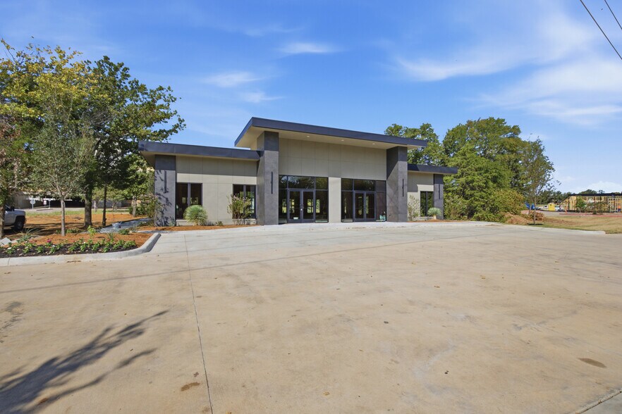 More Photos Of 1420 W Kirkwood Blvd, Southlake Office For Lease