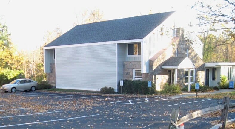 Primary Photo Of 602 Ridgebury Rd, Ridgefield Daycare Center For Lease