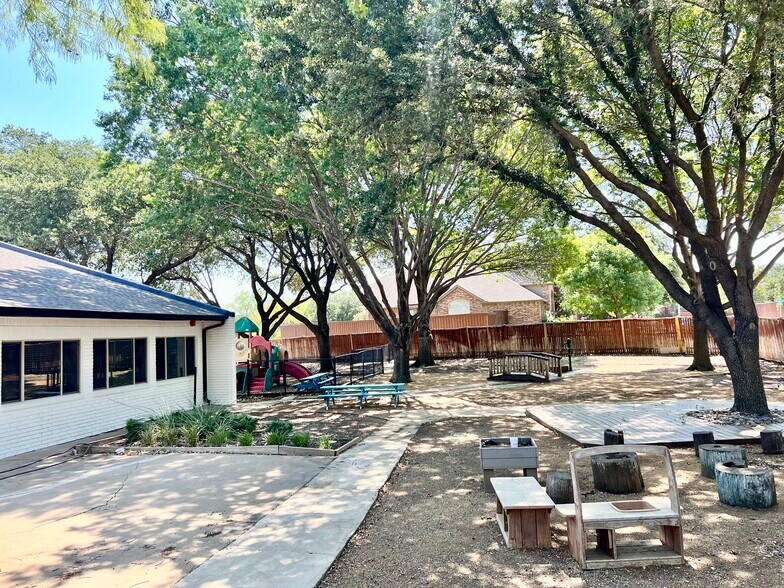 More Photos Of 6912 Ohio Dr, Plano Daycare Center For Sale