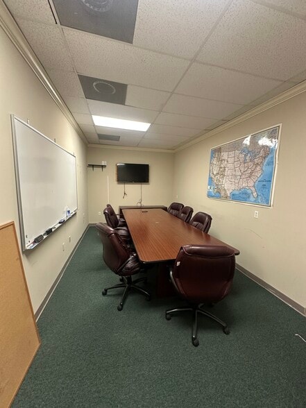 More Photos Of 12421 San Jose Blvd, Jacksonville Medical For Sale