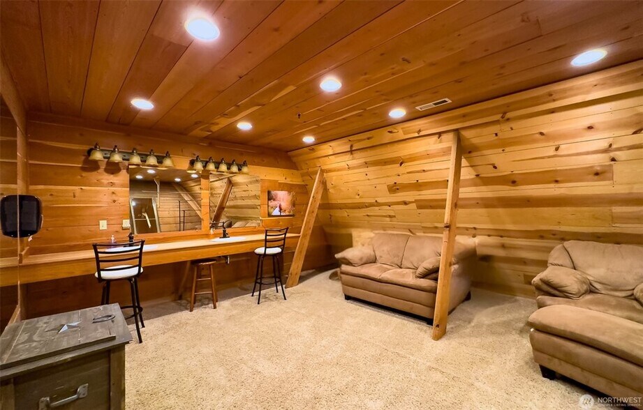 More Photos Of 19668 Highway 207, Leavenworth Hospitality For Sale