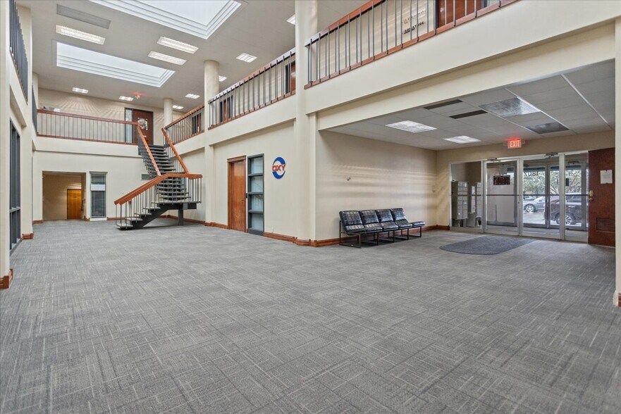 More Photos Of 1803-1807 Capitol Ave, Cheyenne Office For Sale