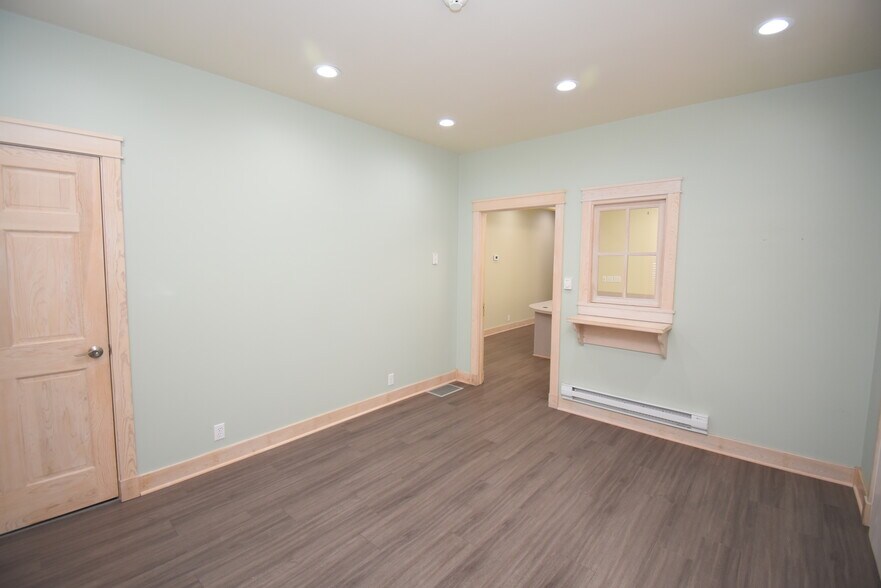 More Photos Of 312 N Water St, Owosso Loft Creative Space For Sale