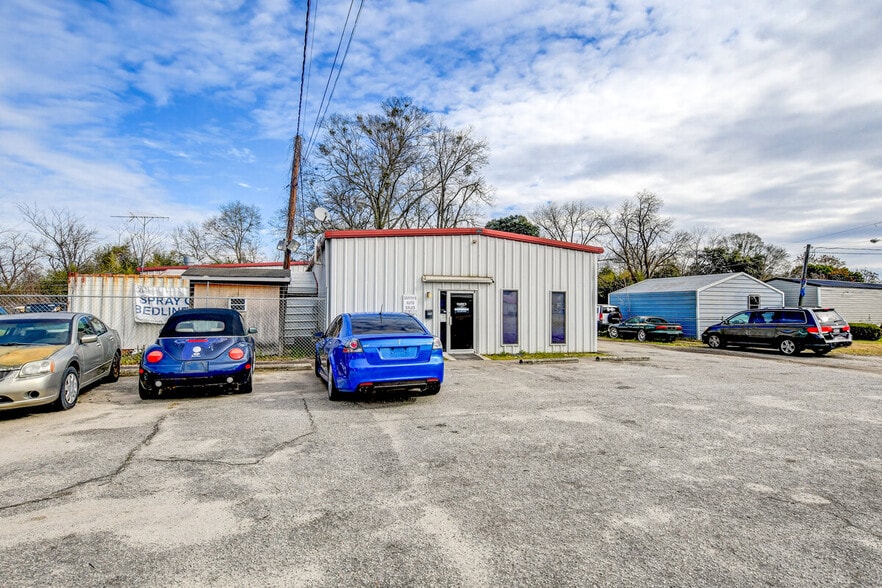 More Photos Of 1407 Charleston Hwy, Orangeburg Storefront Retail Office For Sale