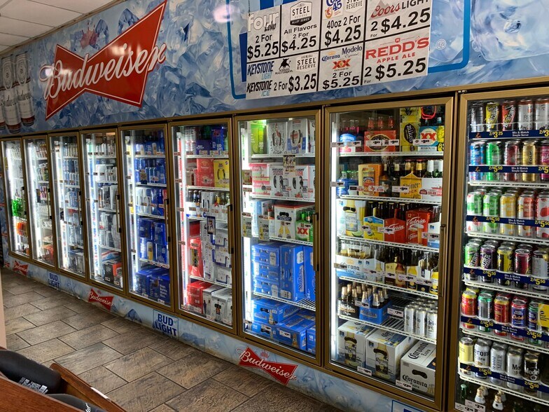 More Photos Of 12666 State Highway 31 W, Tyler Storefront For Sale