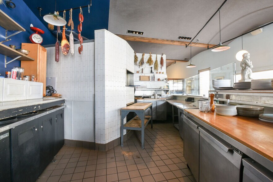 More Photos Of 2456 N California Ave, Chicago Storefront Retail Residential For Lease