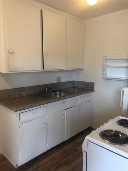 More Photos Of 2595 Beaumont St, Sacramento Apartments For Sale
