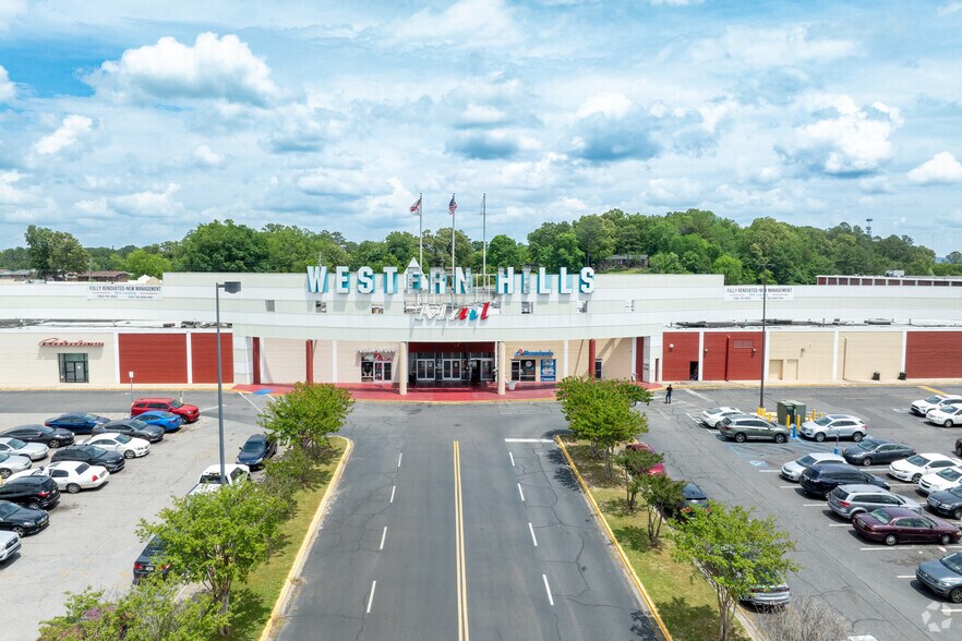 More Photos Of 7201 B Aaron Aronov Dr, Fairfield General Retail For Sale