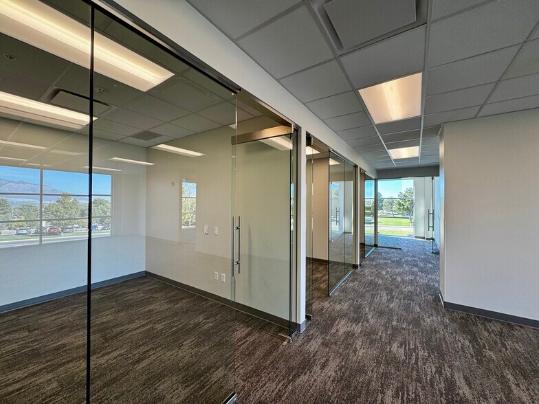 More Photos Of 4605 Harrison Blvd, Ogden Office For Sale