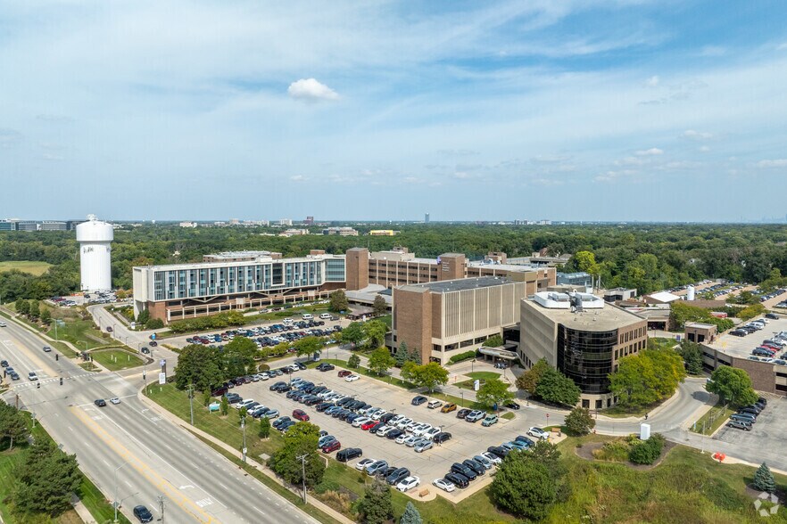 More Photos Of 3825 Highland Ave, Downers Grove Unknown For Lease