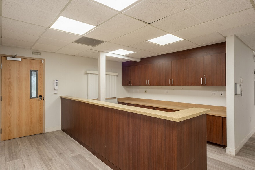 More Photos Of 6330 W Flamingo Rd, Las Vegas Medical For Lease