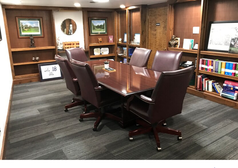 More Photos Of 2 Kings Hwy W, Haddonfield Office For Lease