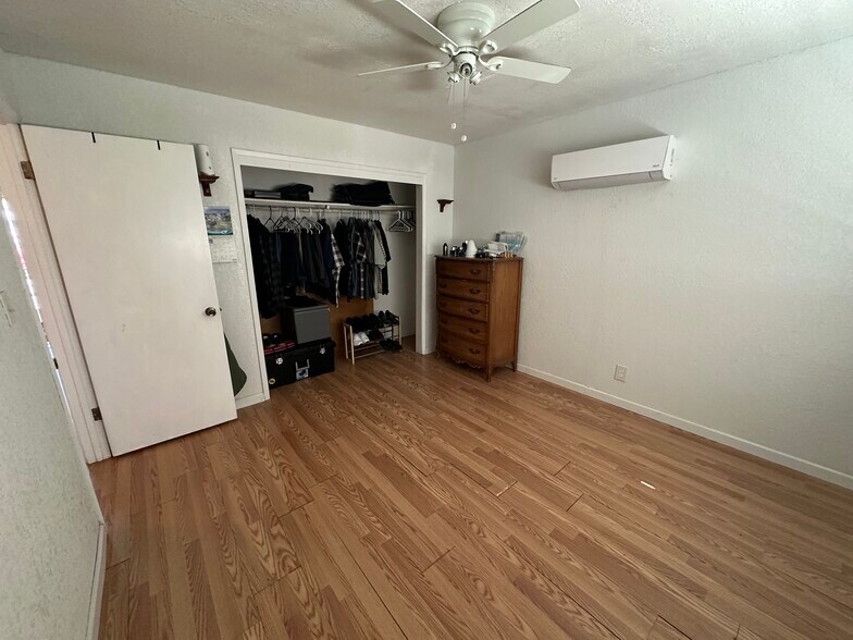 More Photos Of 1822 Cirby Way, Roseville Apartments For Sale