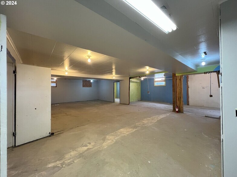 More Photos Of 1839 3rd St, Baker City Religious Facility For Sale