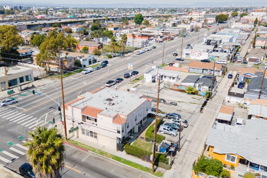 More Photos Of 9124 S Broadway, Los Angeles Apartments For Sale