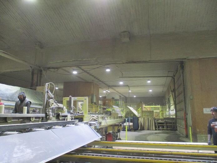 More Photos Of 28 Rue Joseph-Gagnon, Saint-Jean-Port-Joli Manufacturing For Sale