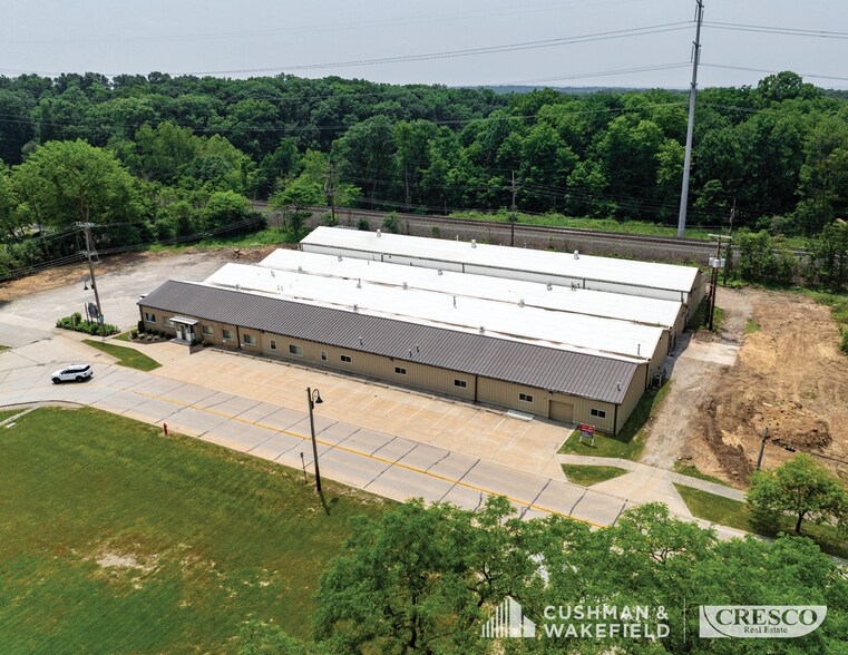 More Photos Of 205 Willis St, Bedford Industrial For Sale