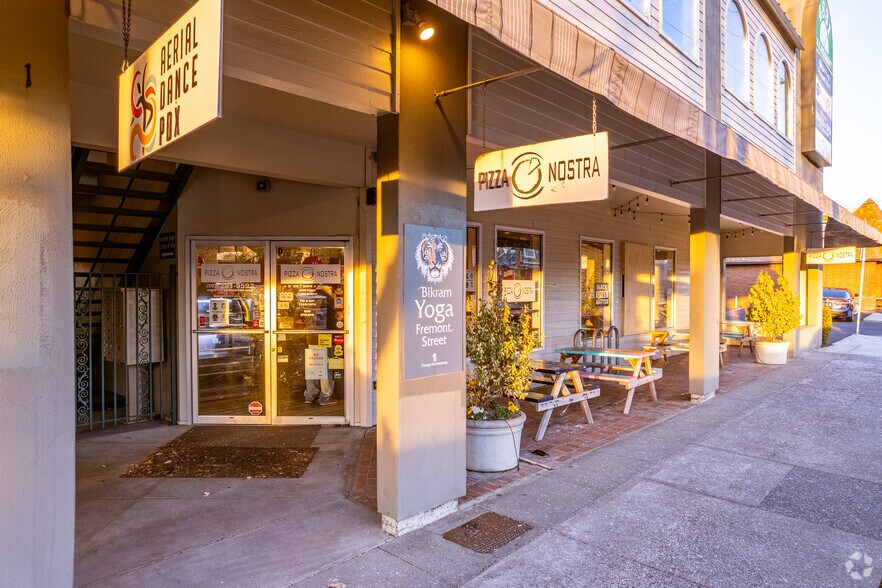 More Photos Of 4803-4831 NE Fremont St, Portland Storefront Retail Office For Lease