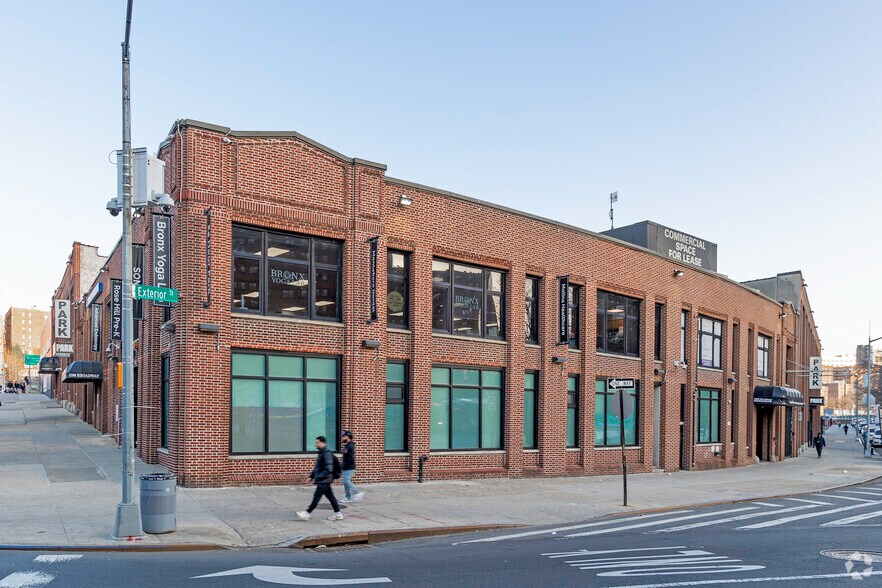 More Photos Of 5500 Broadway, Bronx Office For Lease
