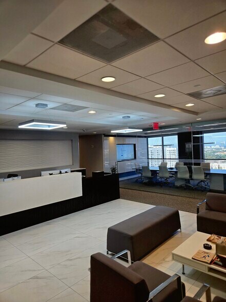 More Photos Of 110 SE 6th St, Fort Lauderdale Coworking Space
