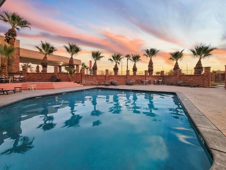 More Photos Of 850 S Bluff St, Saint George Hotel For Sale