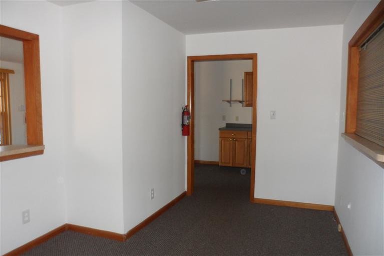 More Photos Of 1360 S Lake Park Ave, Hobart Office For Lease