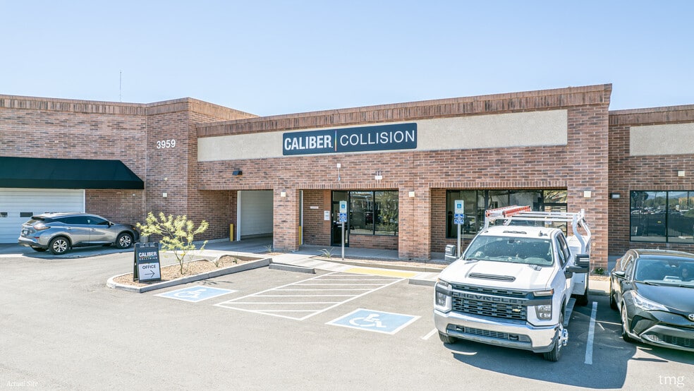 More Photos Of 3959-3979 N Oracle Rd, Tucson Auto Repair For Sale