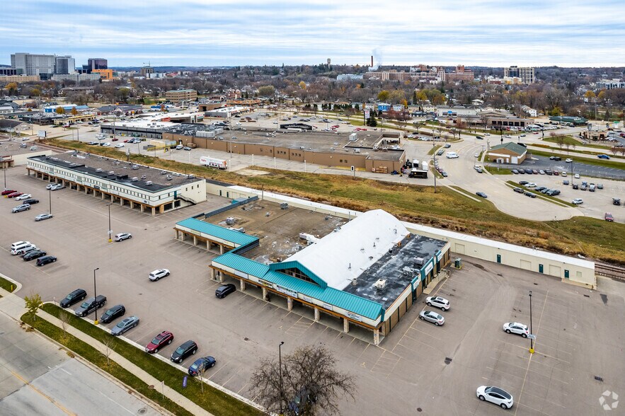 More Photos Of 1112-1320 NW 7th St, Rochester Unknown For Sale