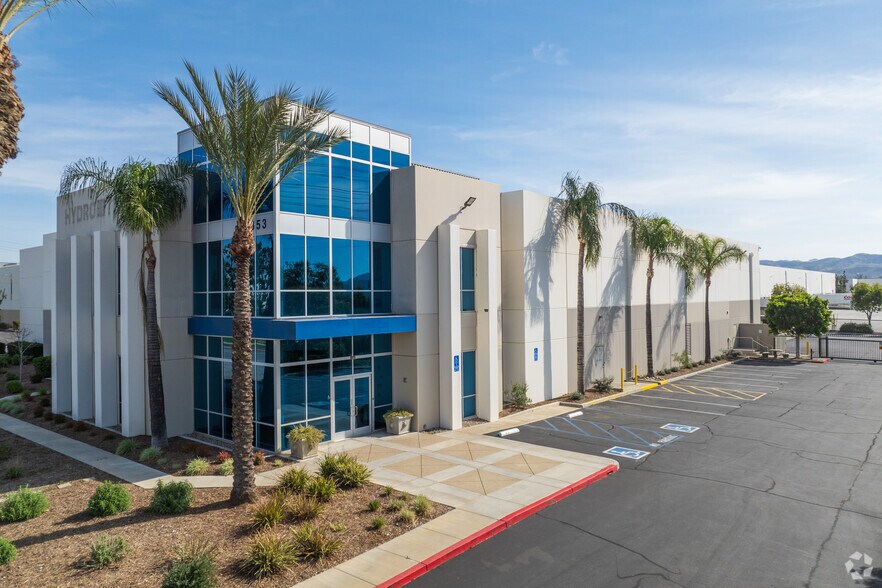 Primary Photo Of 2353 Almond Ave, Redlands Warehouse For Lease